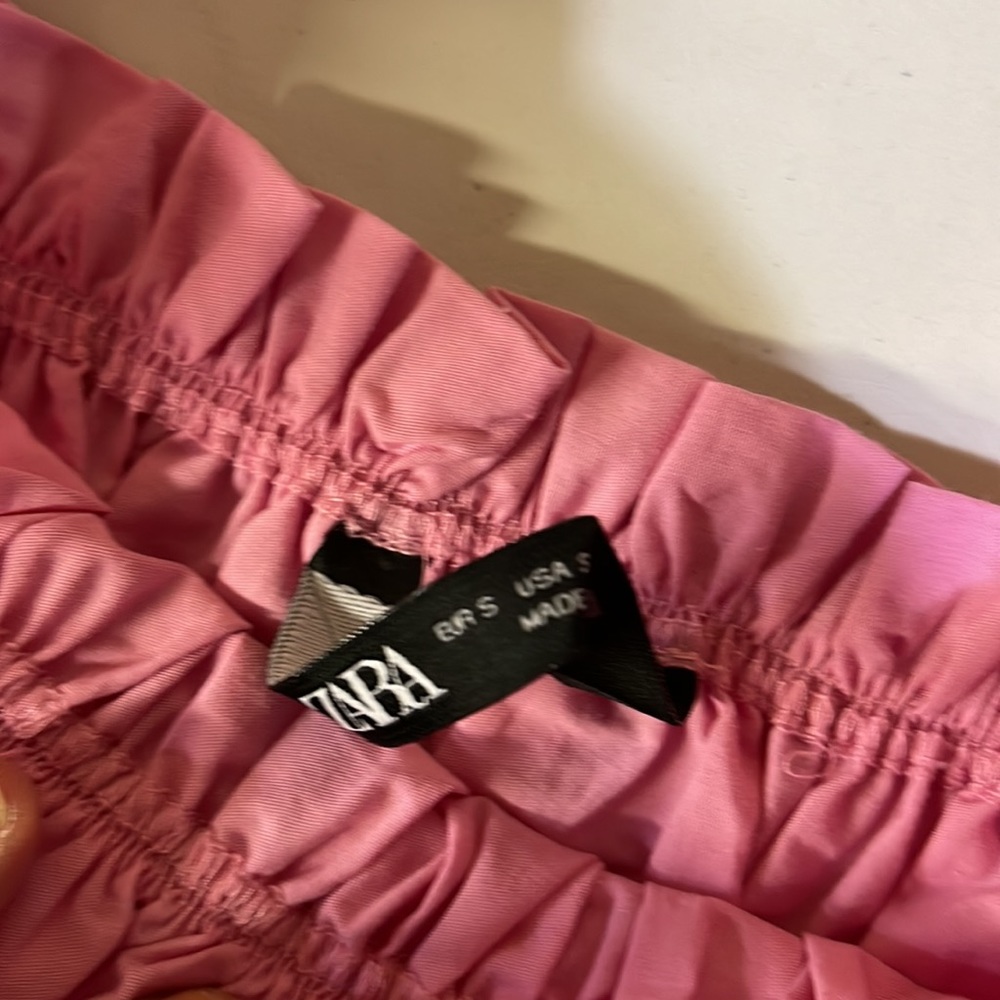Zara Small Crop Top - Picture 2 of 2